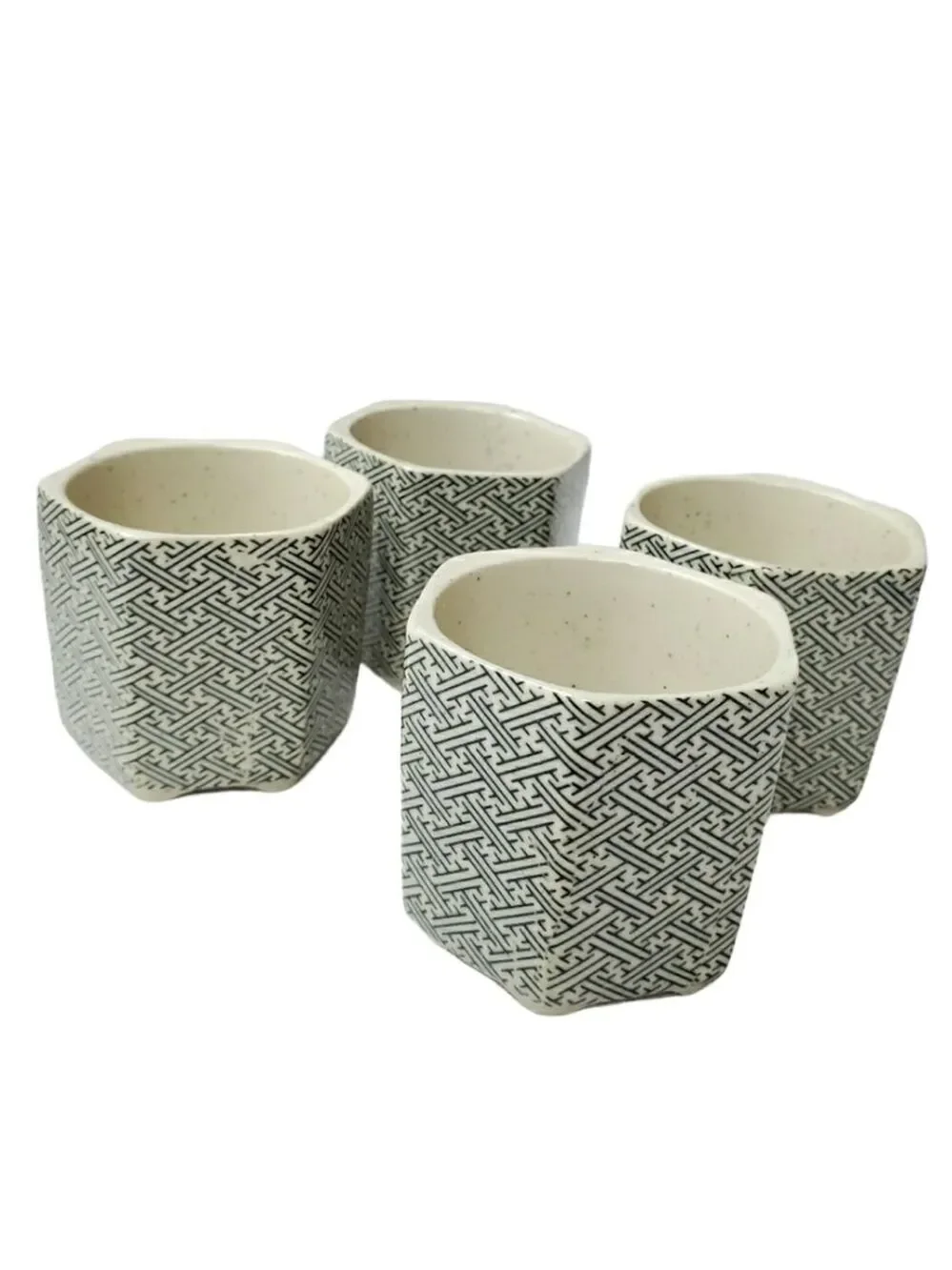 Set of 4 Asian tea cups ceramic waffle print